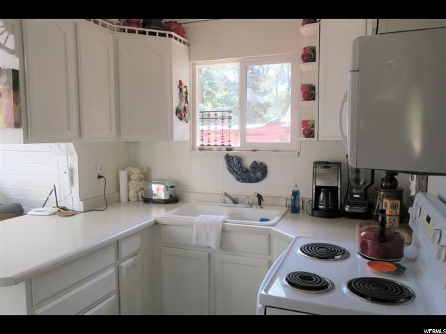 80 S River Rd W, Torrey, UT 84775 — photo 5