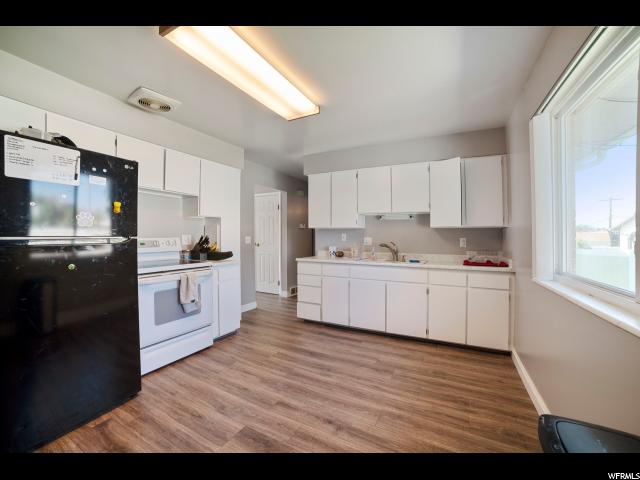 855 E Statice Ave, Sandy, UT 84094 — photo 2