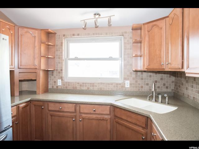 396 E Mountain View Dr S, Sandy, UT 84070 — photo 11