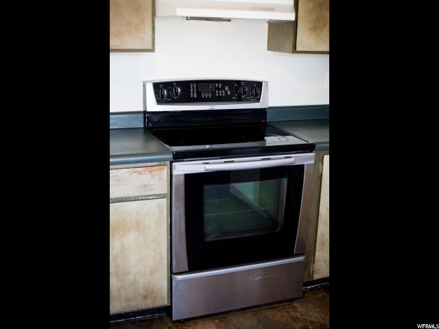 94 W 600 N, Vernal, UT 84078 — photo 8