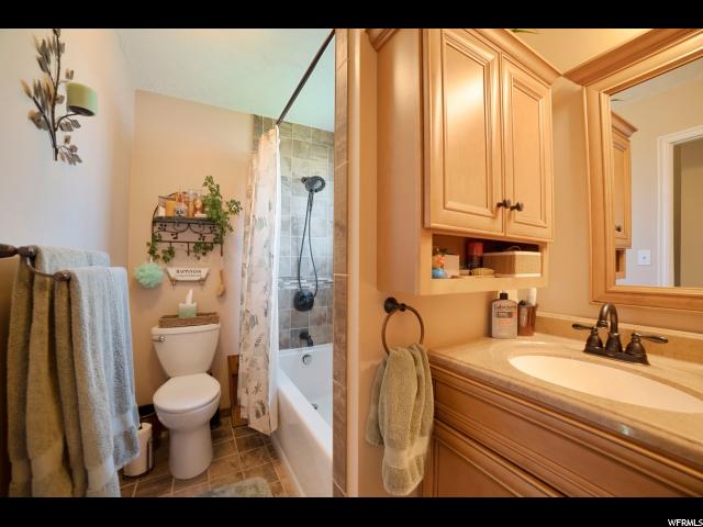 1041 E Pineridge Rd S, Sandy, UT 84094 — photo 9