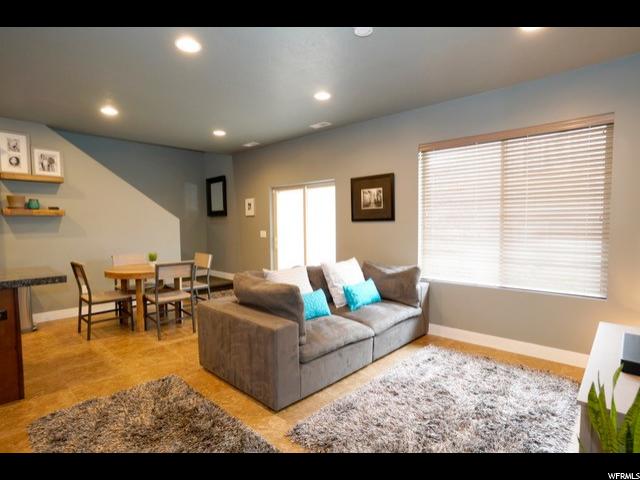 154 E Orchard Pines Loop S, Bountiful, UT 84010 — photo 8