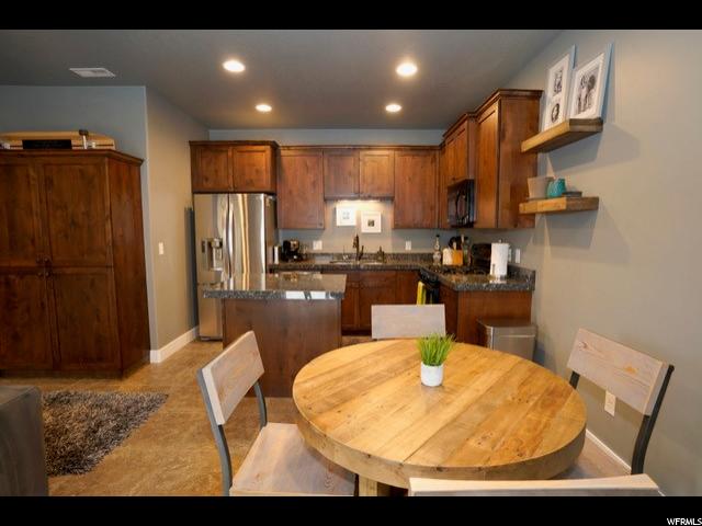 154 E Orchard Pines Loop S, Bountiful, UT 84010 — photo 9