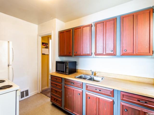 81 N Lakeview Dr. E, Clearfield, UT 84015 — photo 7