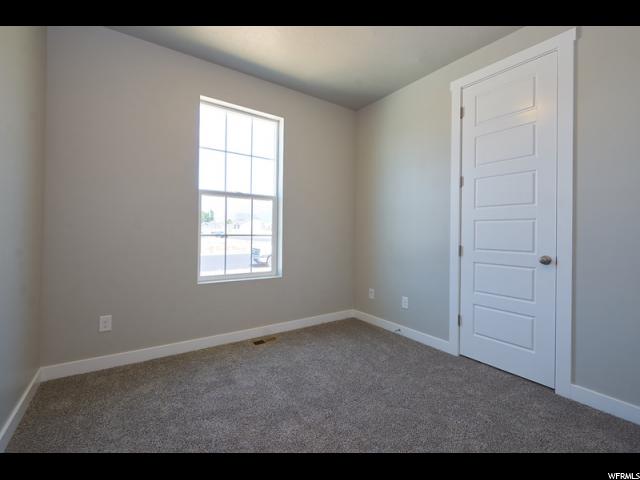 243 E Wahlen Cir, Harrisville, UT 84404 — photo 5