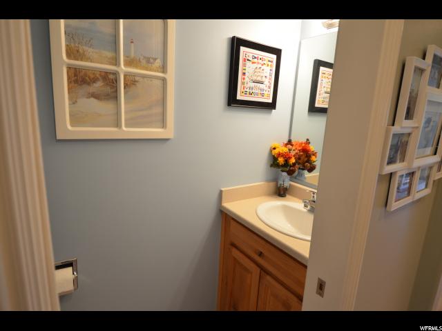 652 W 800 N #14, Clinton, UT 84015 — photo 4