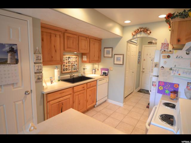 652 W 800 N #14, Clinton, UT 84015 — photo 8