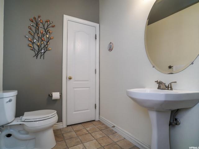 45 E 2200 S, Bountiful, UT 84010 — photo 11