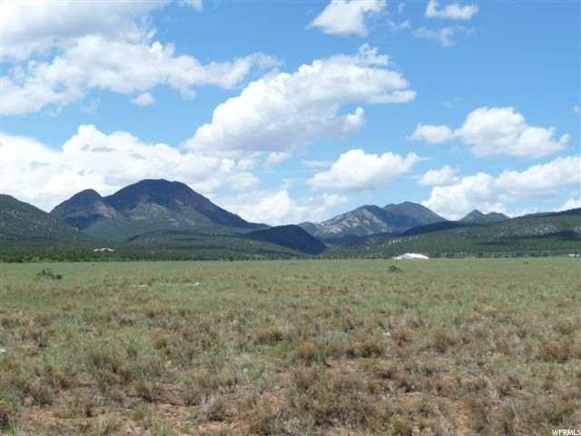 175 E 800 N, New Harmony, UT 84757 — photo 2