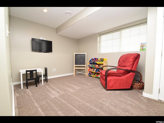 2032 N 1450 E, Layton, UT 84040 — photo 10