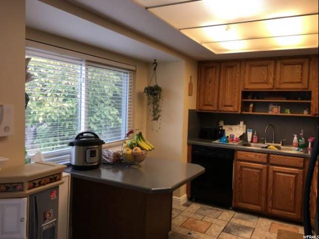 5441 S 2775 W, Roy, UT 84067 — photo 10