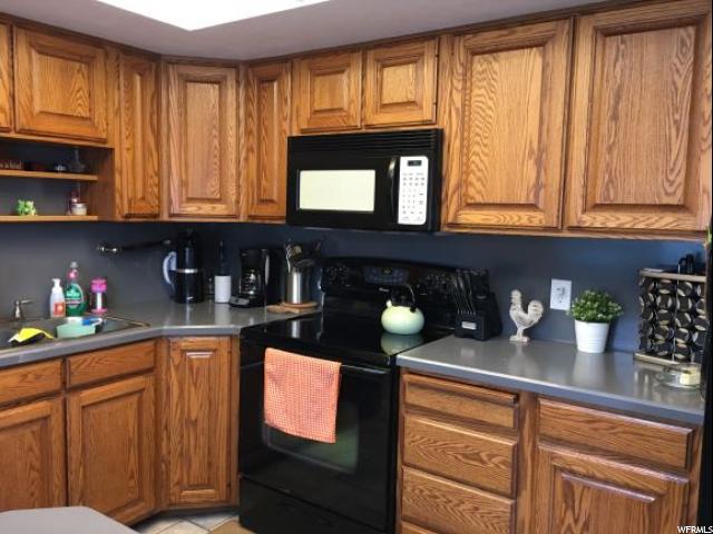 5441 S 2775 W, Roy, UT 84067 — photo 7