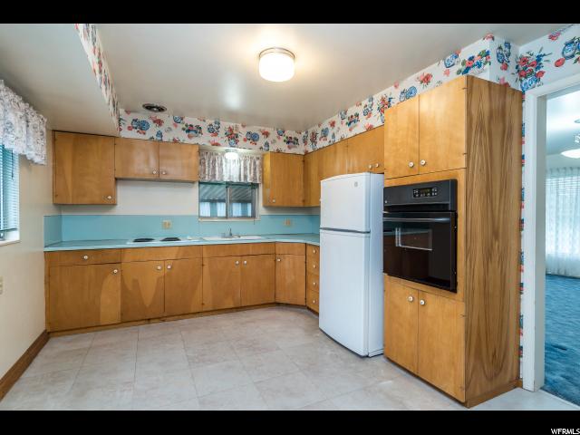 5548 S 2050 W, Roy, UT 84067 — photo 7