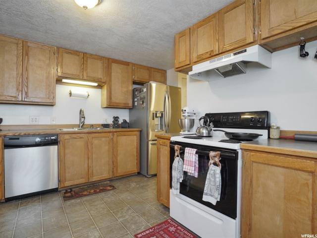261 W 1425 N, Sunset, UT 84015 — photo 11