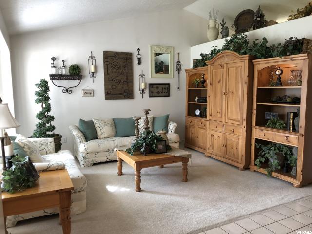 6703 S 1800 E, Uintah, UT 84405 — photo 3