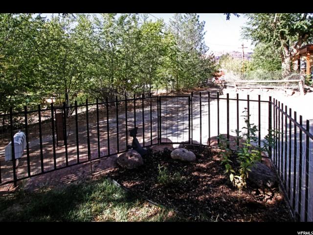 325 E 200 N, Moab, UT 84532 — photo 12