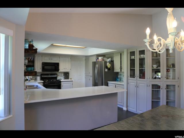 335 S Edgewood Dr, Providence, UT 84332 — photo 3