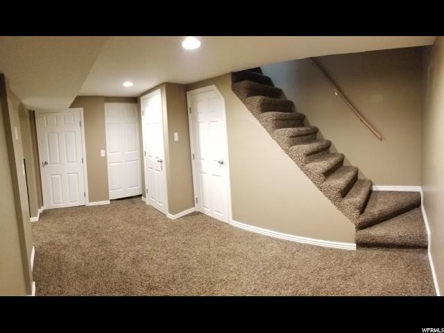 135 N Lakeview Dr E, Clearfield, UT 84015 — photo 11