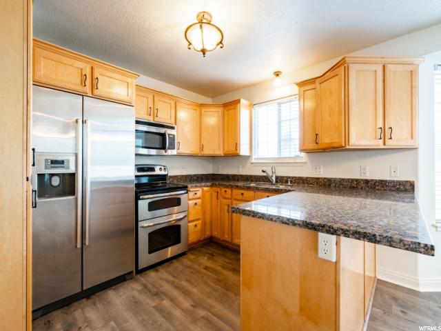 725 N Park Shadows Cir, Bountiful, UT 84010 — photo 9