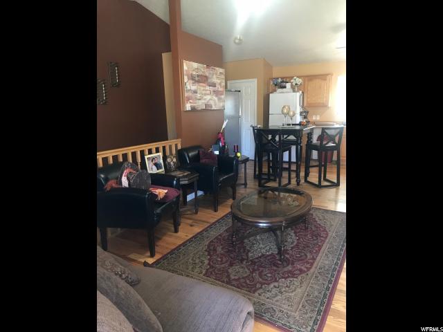 566 S Center St, Santaquin, UT 84655 — photo 8