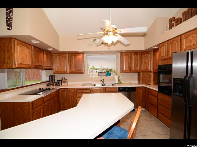 303 N Ridgecrest Dr E, Hyrum, UT 84319 — photo 7