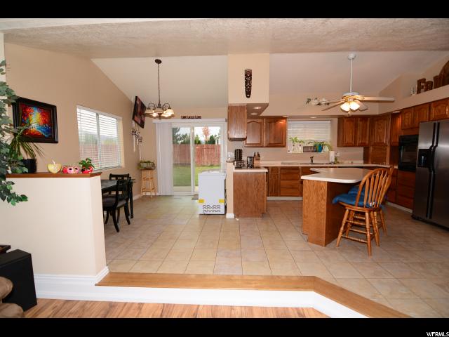 303 N Ridgecrest Dr E, Hyrum, UT 84319 — photo 5