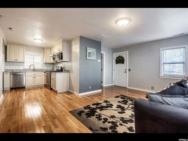 340 E Knowlton St, Layton, UT 84041 — photo 4