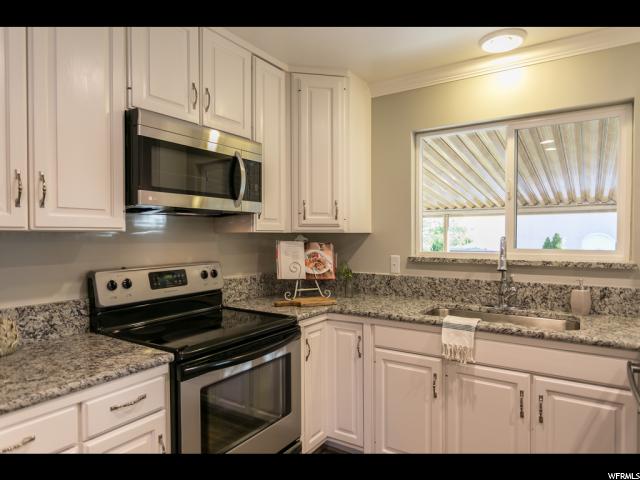 1388 E Ridgemark Dr, Sandy, UT 84092 — photo 6