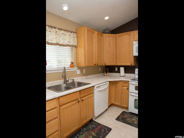 190 E 500 N, Mayfield, UT 84643 — photo 9