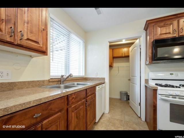 6032 S 2075 E, Holladay, UT 84121 — photo 4