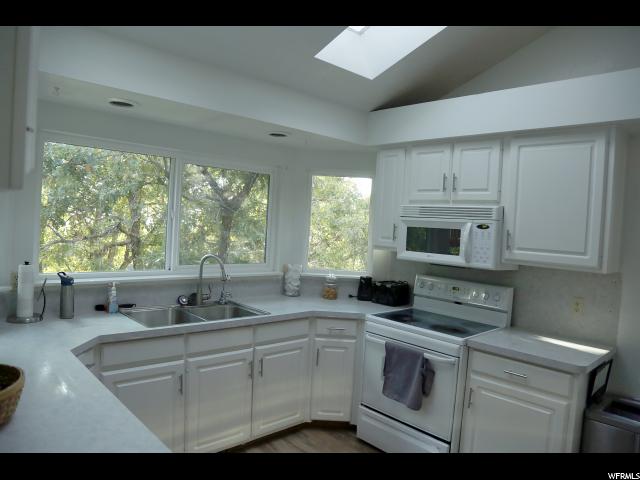 712 E Chelsea Dr S, Bountiful, UT 84010 — photo 3