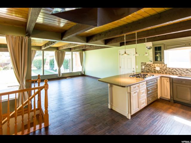 8811 S 1645 E, Sandy, UT 84093 — photo 11