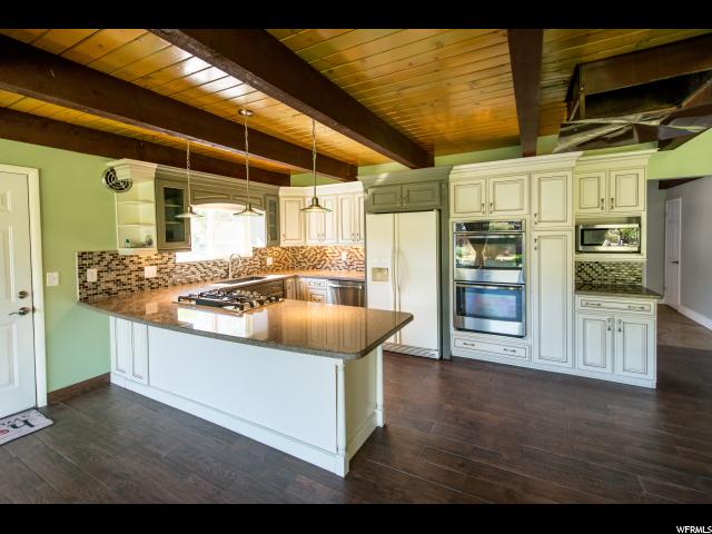 8811 S 1645 E, Sandy, UT 84093 — photo 10