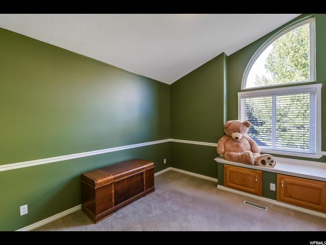 2081 Ryan Cir, Ogden, UT 84403 — photo 11