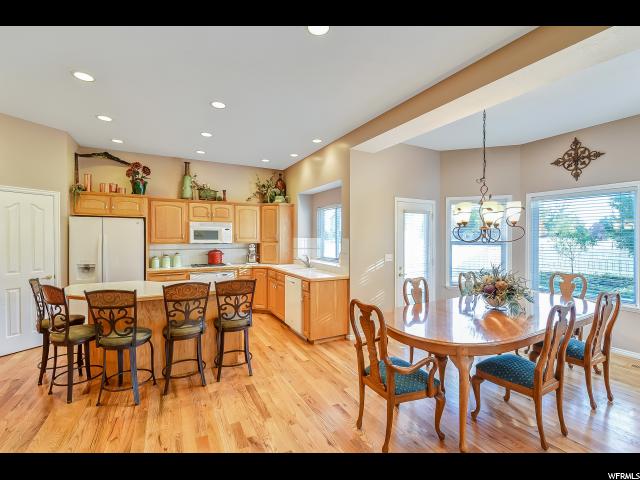 2081 Ryan Cir, Ogden, UT 84403 — photo 3