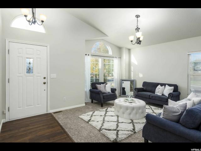 544 W 1025 N, Clinton, UT 84015 — photo 2