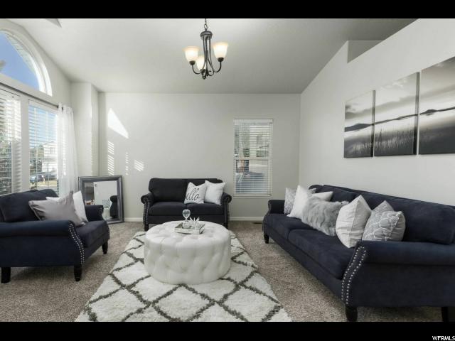 544 W 1025 N, Clinton, UT 84015 — photo 3