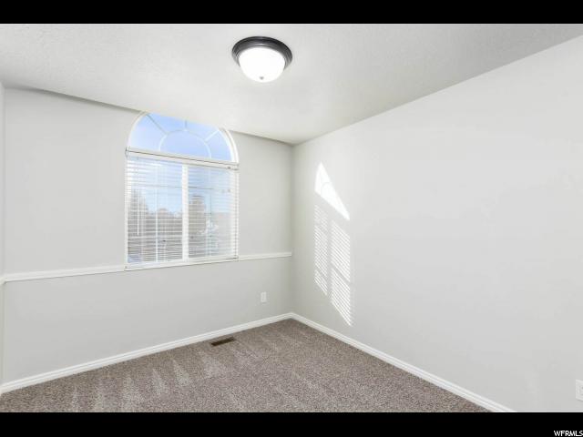 544 W 1025 N, Clinton, UT 84015 — photo 11