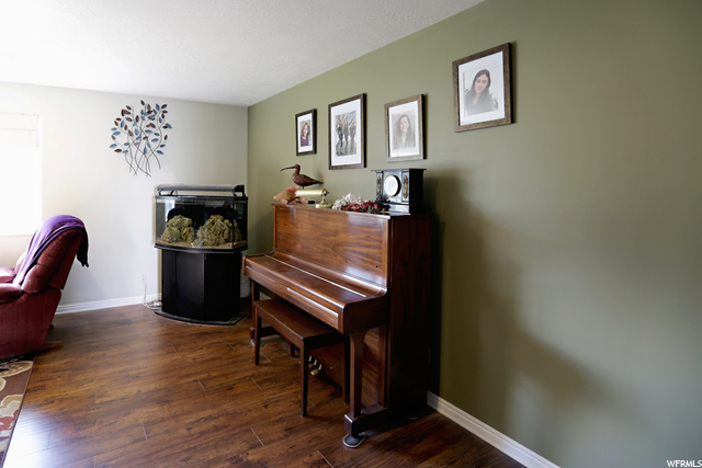 1981 E 6075 S, Uintah, UT 84403 — photo 11