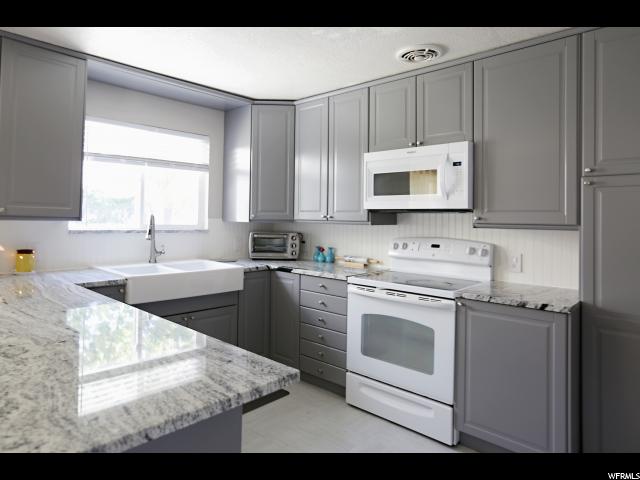 1981 E 6075 S, Uintah, UT 84403 — photo 6