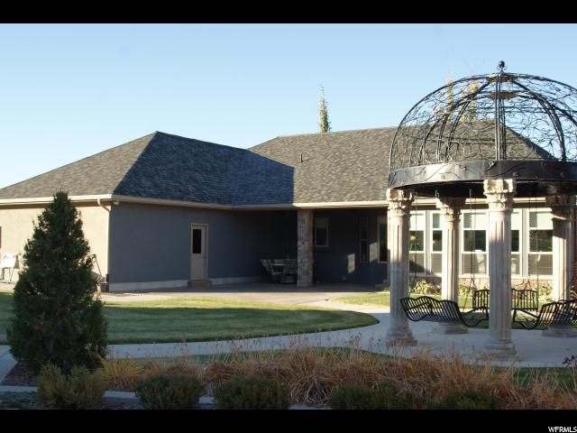 386 E Edgehill Dr S, Providence, UT 84332 — photo 3