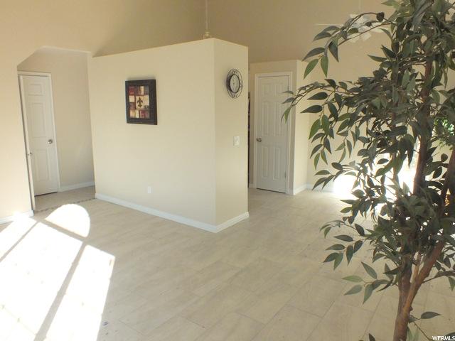 276 Downs Dr, Ogden, UT 84404 — photo 4