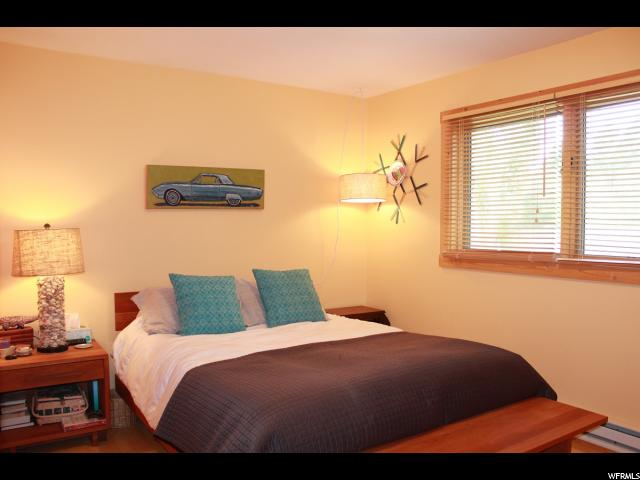 40 E 200 N, Torrey, UT 84775 — photo 8