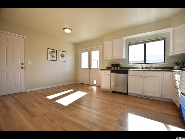 2823 N 1600 E, Layton, UT 84040 — photo 7