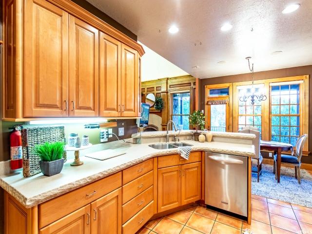2752 E 3025 N, Layton, UT 84040 — photo 11