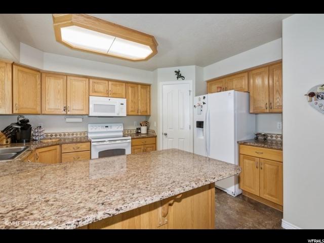2172 N 50 W, Layton, UT 84040 — photo 4
