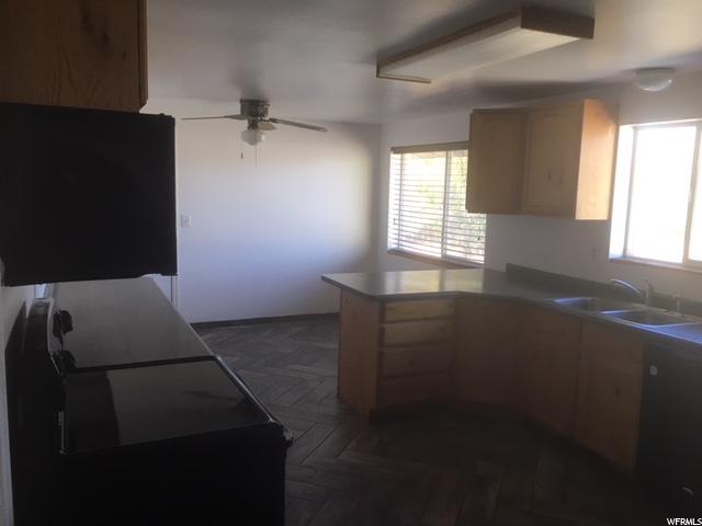 72 S 400 E, Annabella, UT 84711 — photo 12