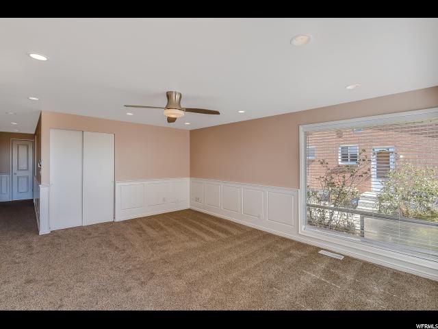 355 E Marilyn Dr, Clearfield, UT 84015 — photo 4