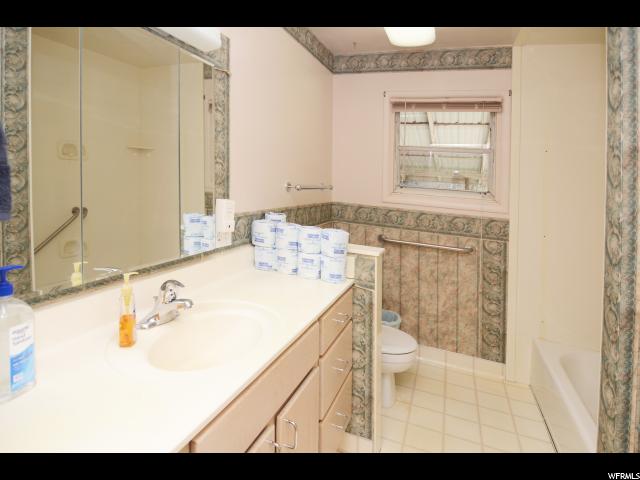 2881 S 625 W, Bountiful, UT 84010 — photo 10