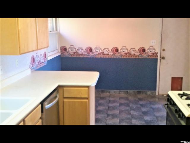 2881 S 625 W, Bountiful, UT 84010 — photo 12